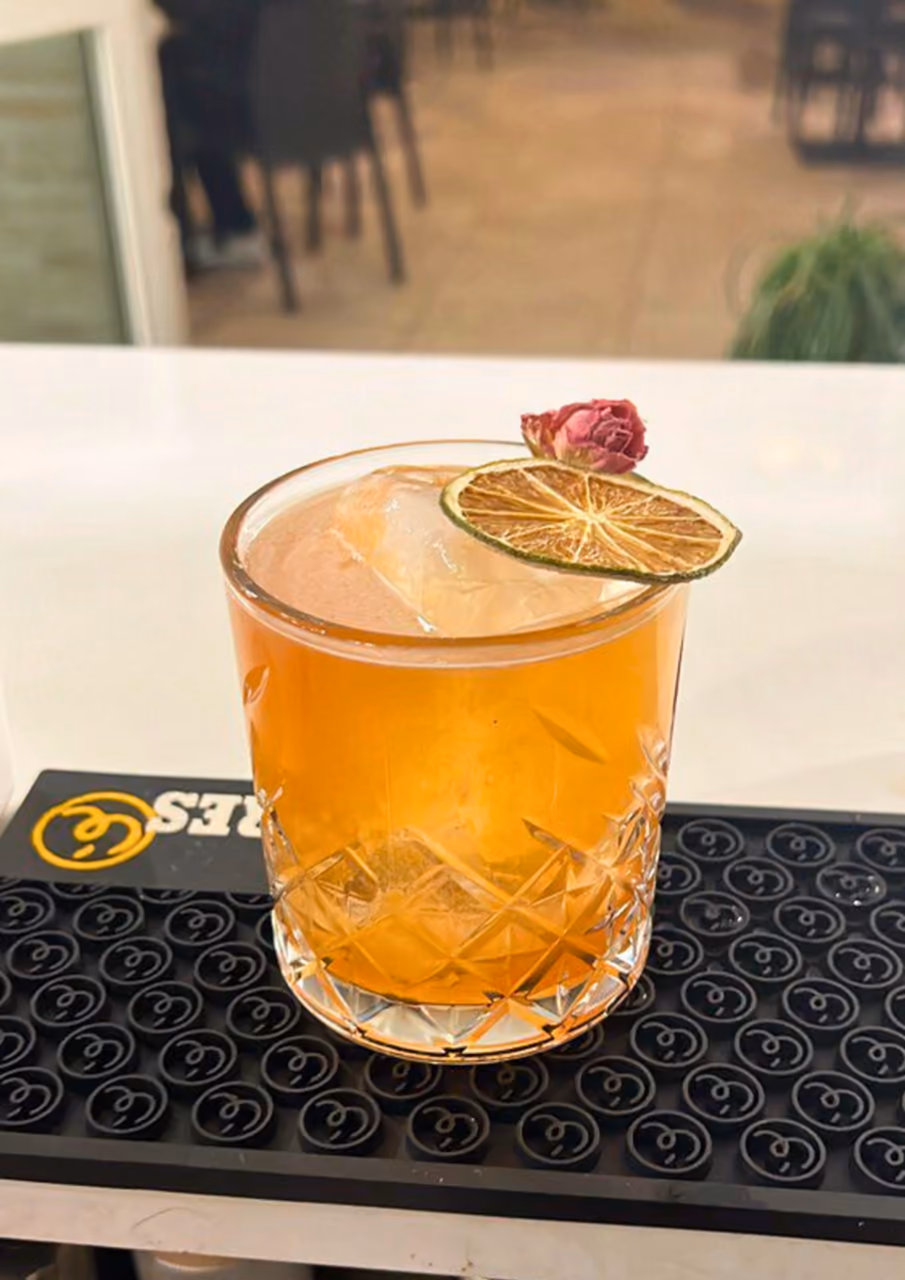 Un aperitivo sul lungomare